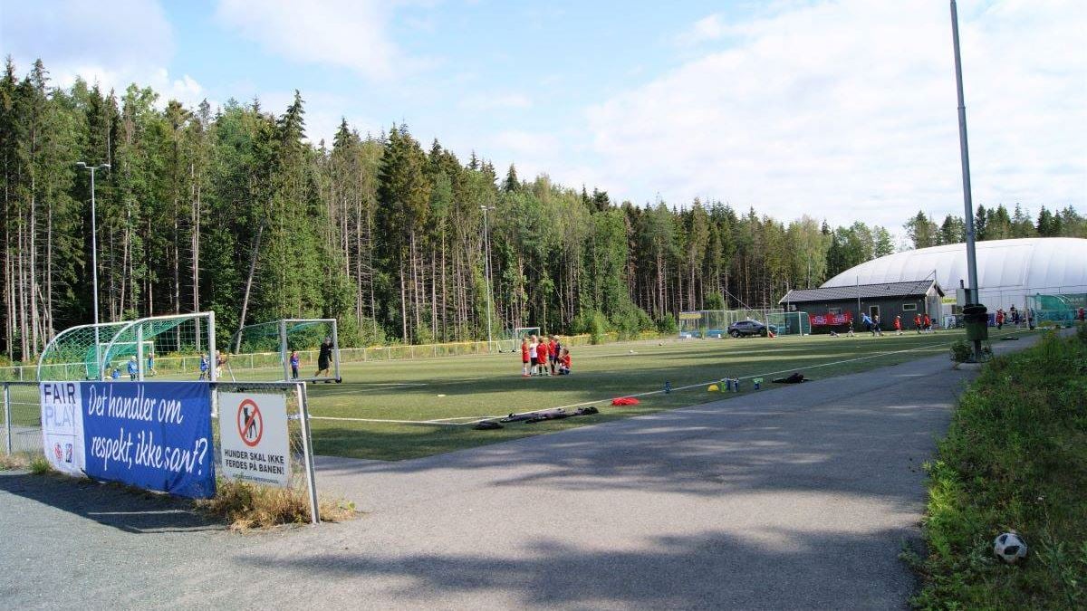 Nesøya idrettspark kunstgressbane